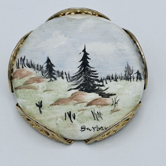 Woodland Brooch Vintage Hand Painted Evergreen Porcelain Round Forest Tree Pin - Picture 6 of 6